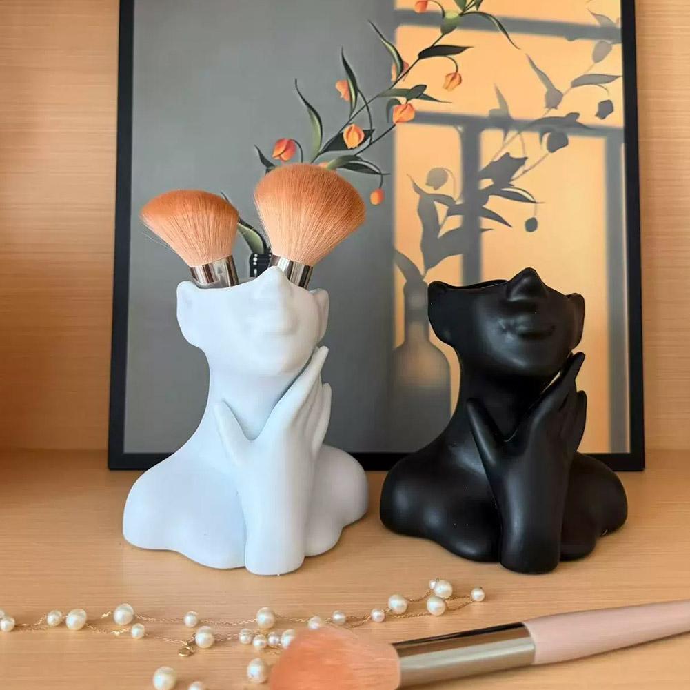 Beauty Makeup News - Female Bust Figurine Vase Makeup Brush
